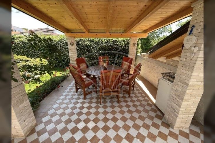 Apartmanska kuća, Prodaja, Medulin, Pomer Apartmanska kuća, Prodaja, Medulin, Pomer