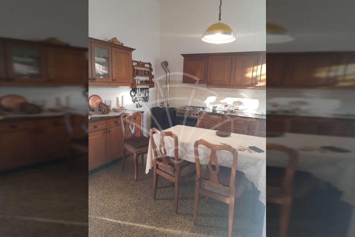 Vila, Prodaja, Rijeka, Istok Vila, Prodaja, Rijeka, Istok