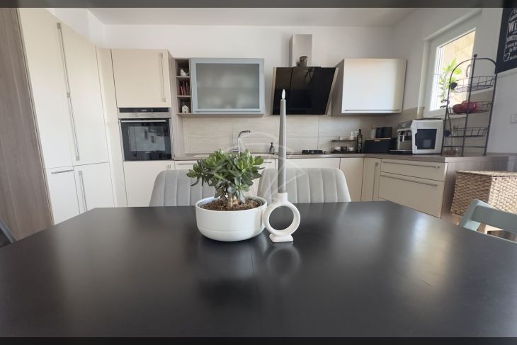 Stan u zgradi, Prodaja, Viškovo, Viškovo