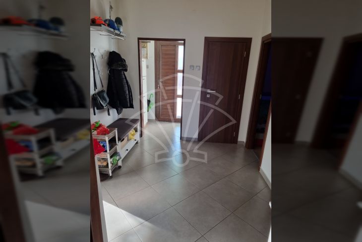 Stan u kući, Prodaja, Bakar, Škrljevo Stan u kući, Prodaja, Bakar, Škrljevo