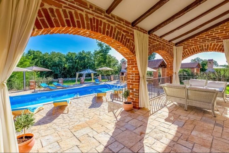 Vila, Prodaja, Višnjan, Kurjavići