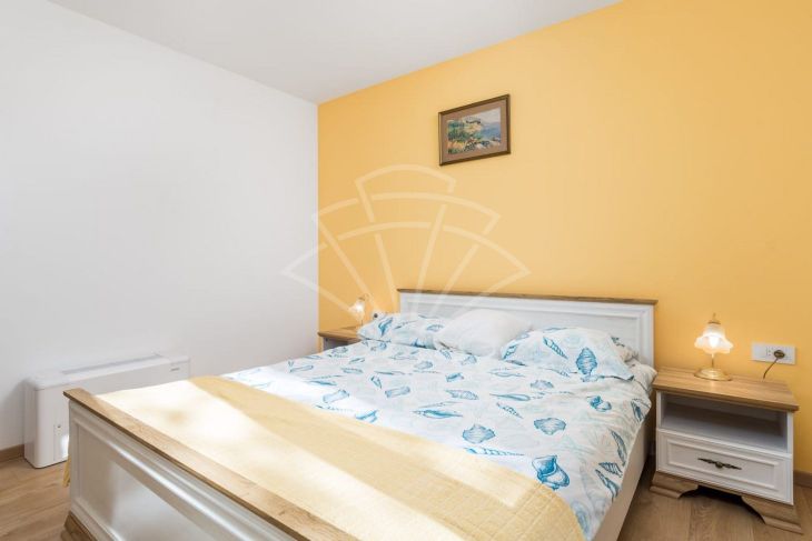 Samostojeća kuća, Najam, Raša, Trget Samostojeća kuća, Najam, Raša, Trget