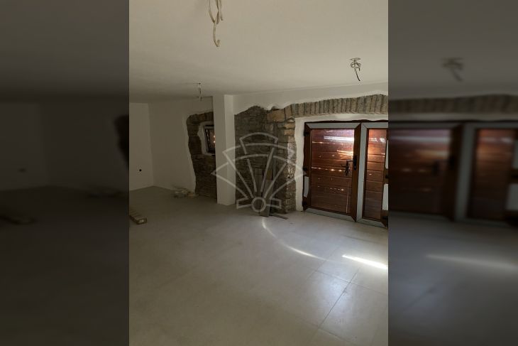 Kamena kuća, Prodaja, Svetvinčenat, Čabrunići Kamena kuća, Prodaja, Svetvinčenat, Čabrunići