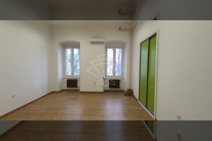 Ured, Najam, Rijeka, Centar