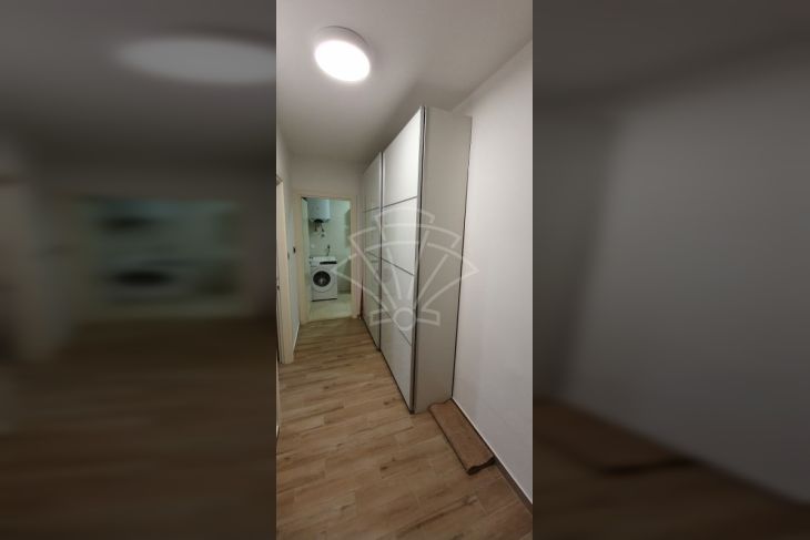 Stan u starijoj zgradi, Najam, Rijeka, Sjever Stan u starijoj zgradi, Najam, Rijeka, Sjever