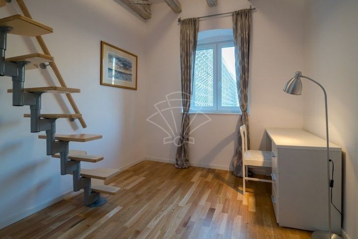 Stan u zgradi, Najam, Rijeka, Centar
