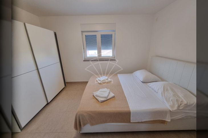 Apartmanska kuća, Prodaja, Omišalj, Omišalj