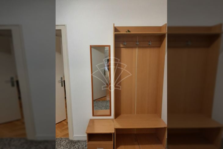 Stan u zgradi, Najam, Rijeka, Zapad