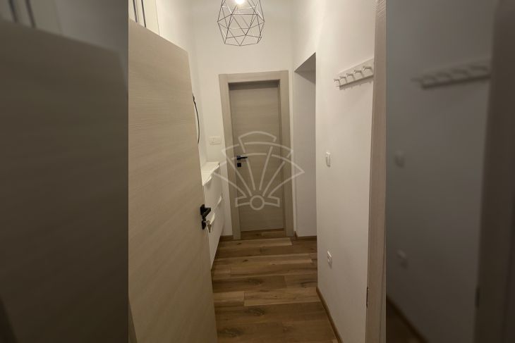 Stan u zgradi, Najam, Rijeka, Centar