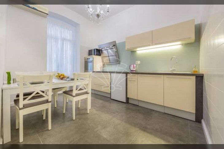 Stan u zgradi, Najam, Rijeka, Rijeka Stan u zgradi, Najam, Rijeka, Rijeka