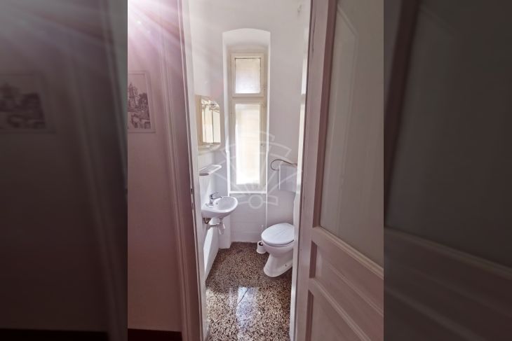 Stan u zgradi, Najam, Rijeka, Centar