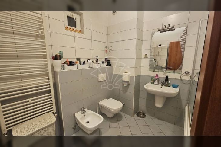 Stan u zgradi, Prodaja, Pula, Pula