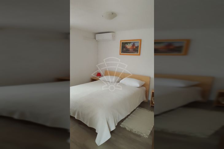 Dvojna kuća, Prodaja, Hvar, Hvar
