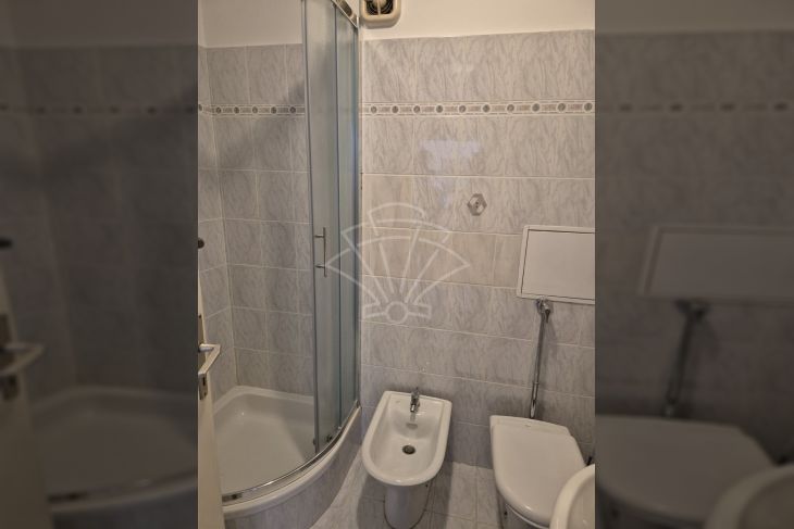 Stan u zgradi, Najam, Rijeka, Centar