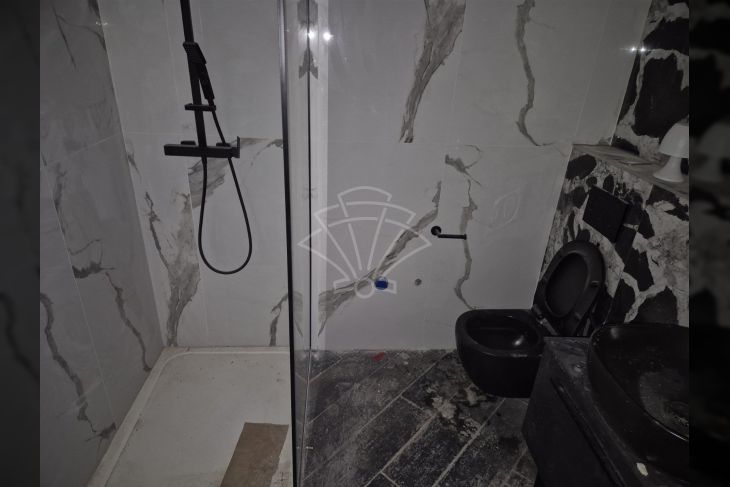 Ured, Najam, Rijeka, Centar