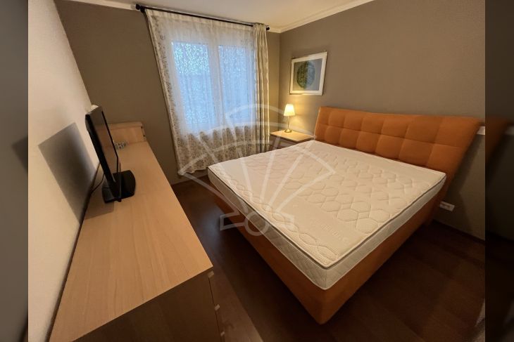 Stan u zgradi, Najam, Rijeka, Istok Stan u zgradi, Najam, Rijeka, Istok