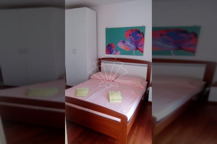 Samostojeća kuća, Prodaja, Poreč, Kukci