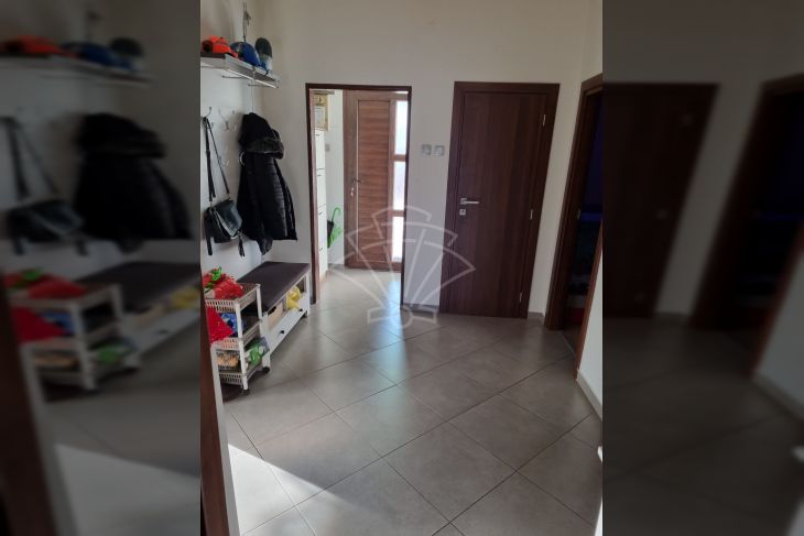 Stan u kući, Prodaja, Bakar, Škrljevo Stan u kući, Prodaja, Bakar, Škrljevo
