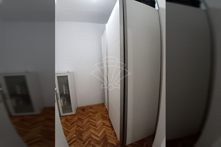 Stan u zgradi, Najam, Rijeka, Zapad