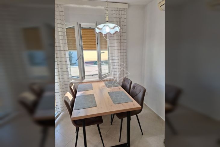 Stan u zgradi, Najam, Rijeka, Istok Stan u zgradi, Najam, Rijeka, Istok