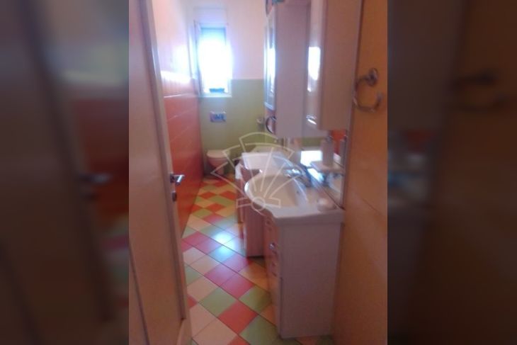 Stan u zgradi, Najam, Rijeka, Sjever Stan u zgradi, Najam, Rijeka, Sjever