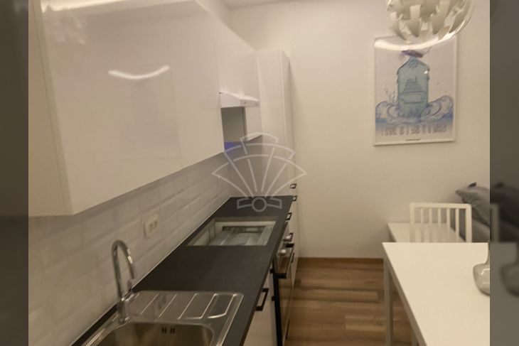 Stan u zgradi, Najam, Rijeka, Centar