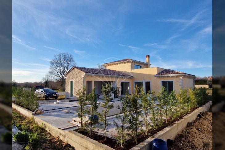 Vila, Prodaja, Tinjan, Tinjan