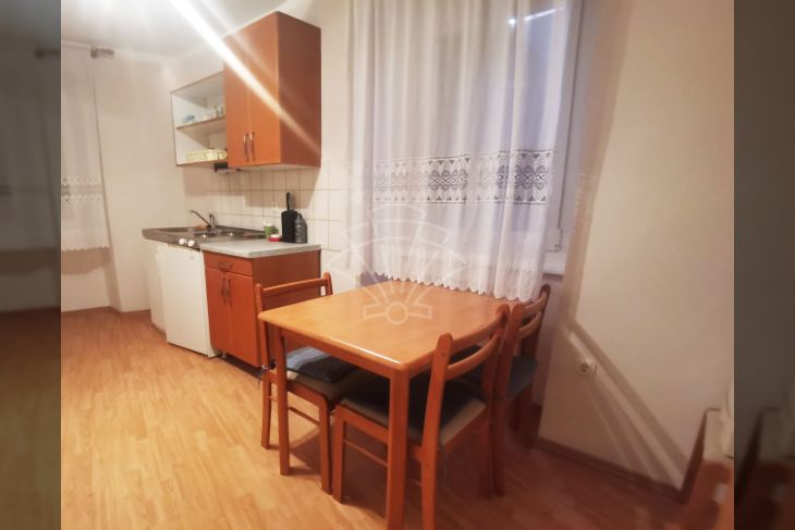 Apartmanska kuća, Prodaja, Bale, Bale