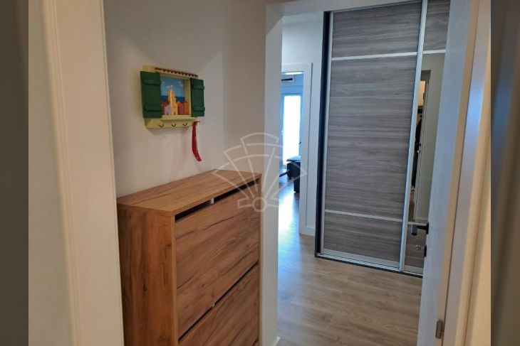 Stan u zgradi, Najam, Rijeka, Zapad