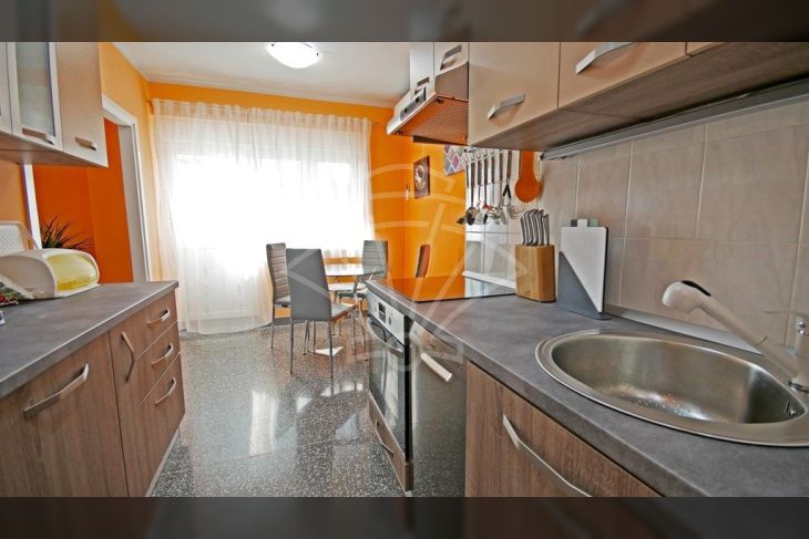 Stan u zgradi, Najam, Rijeka, Istok Stan u zgradi, Najam, Rijeka, Istok