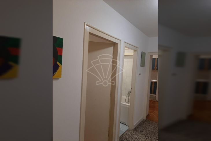Stan u zgradi, Najam, Rijeka, Zapad