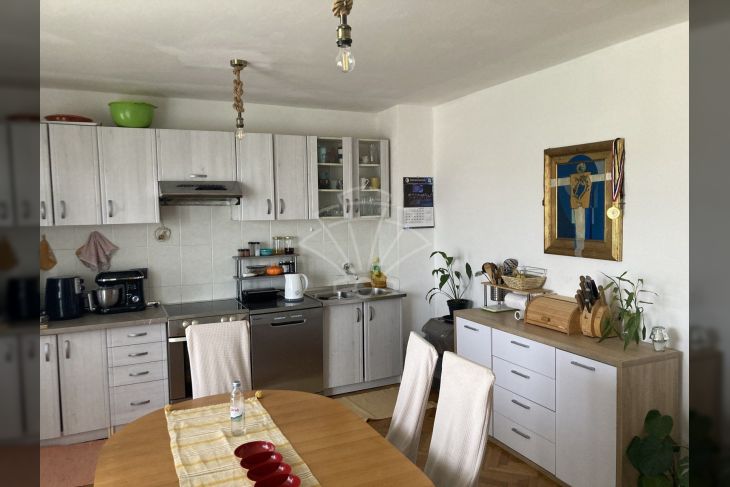 Stan u kući, Prodaja, Čavle, Cernik Stan u kući, Prodaja, Čavle, Cernik