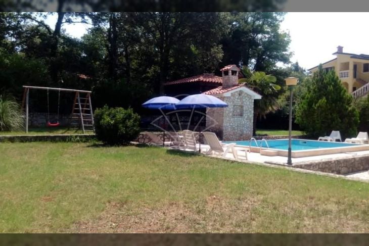 Samostojeća kuća, Prodaja, Poreč, Kukci