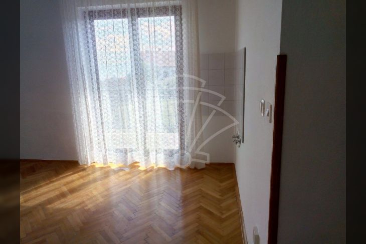 Ured, Najam, Rijeka, Zapad Ured, Najam, Rijeka, Zapad