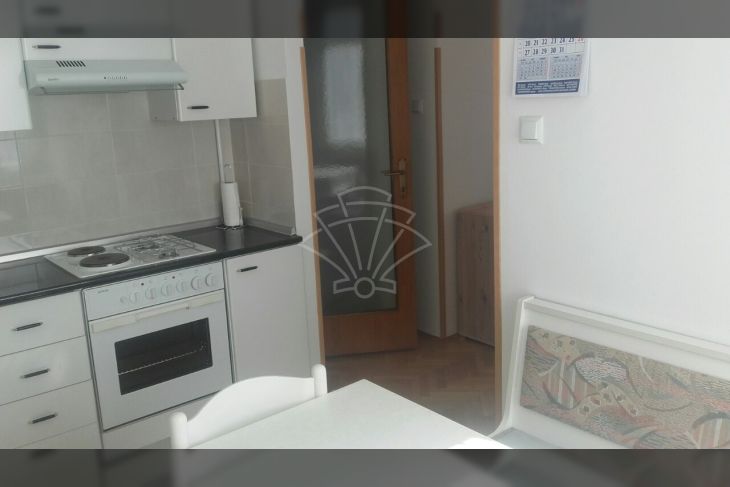 Stan u zgradi, Najam, Rijeka, Zapad