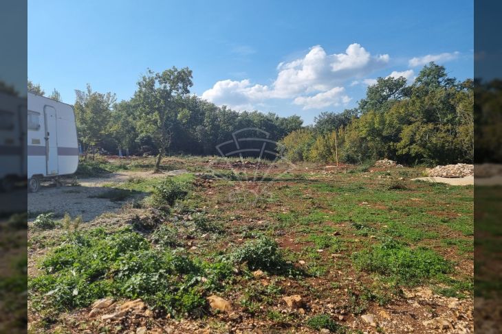 Oranica, Prodaja, Marčana, Kavran