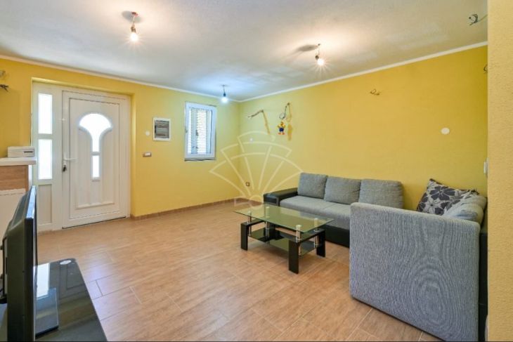 Apartmanska kuća, Prodaja, Malinska-dubašnica, Milovčići Apartmanska kuća, Prodaja, Malinska-dubašnica, Milovčići
