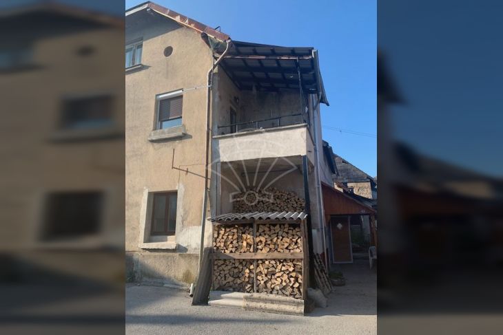 Stan u starijoj zgradi, Prodaja, Čabar, Gerovo Stan u starijoj zgradi, Prodaja, Čabar, Gerovo