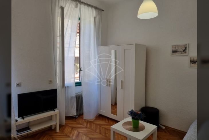 Stambeno poslovni objekt, Prodaja, Pula, Pula Stambeno poslovni objekt, Prodaja, Pula, Pula