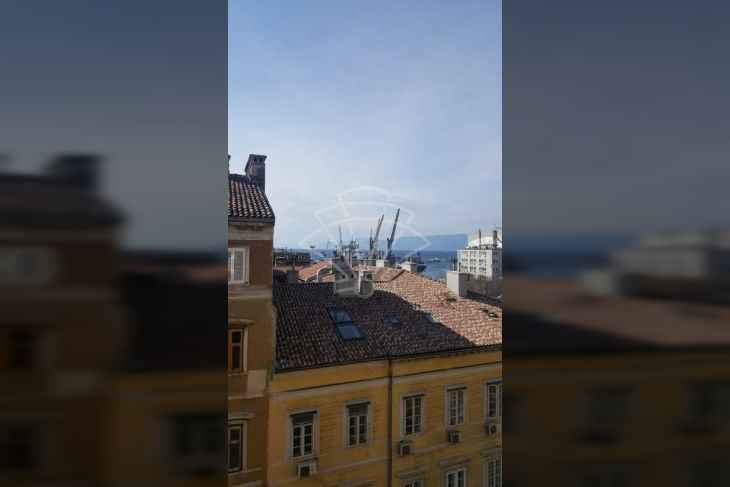 Stan u zgradi, Najam, Rijeka, Centar