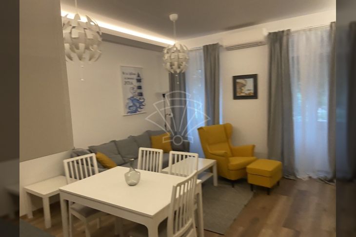 Stan u zgradi, Najam, Rijeka, Centar