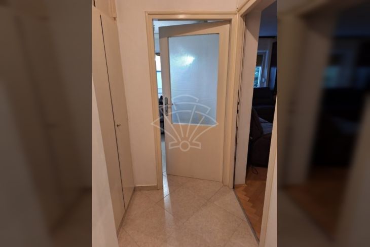 Stan u zgradi, Najam, Rijeka, Istok Stan u zgradi, Najam, Rijeka, Istok