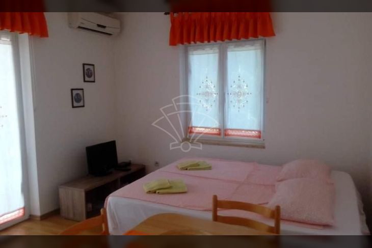 Samostojeća kuća, Prodaja, Poreč, Kukci