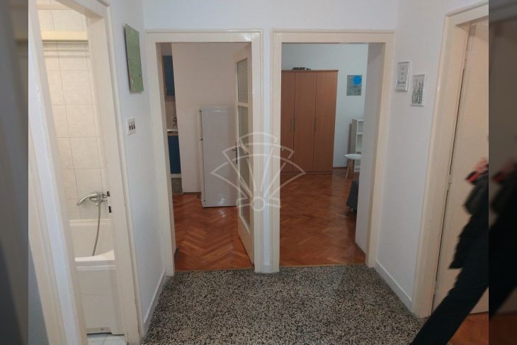Stan u zgradi, Najam, Rijeka, Zapad