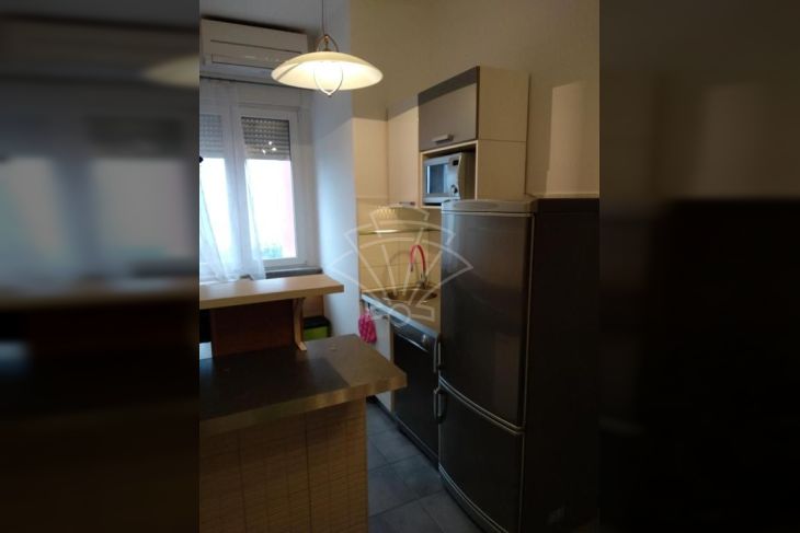 Stan u zgradi, Najam, Rijeka, Zapad Stan u zgradi, Najam, Rijeka, Zapad