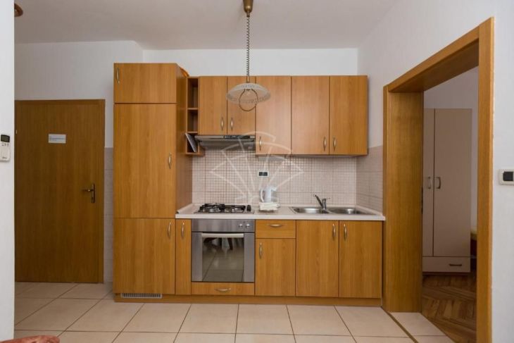 Apartmanska kuća, Prodaja, Okrug, Okrug Donji Apartmanska kuća, Prodaja, Okrug, Okrug Donji