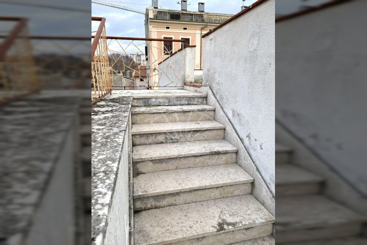 Stan u kući, Prodaja, Pula, Pula Stan u kući, Prodaja, Pula, Pula