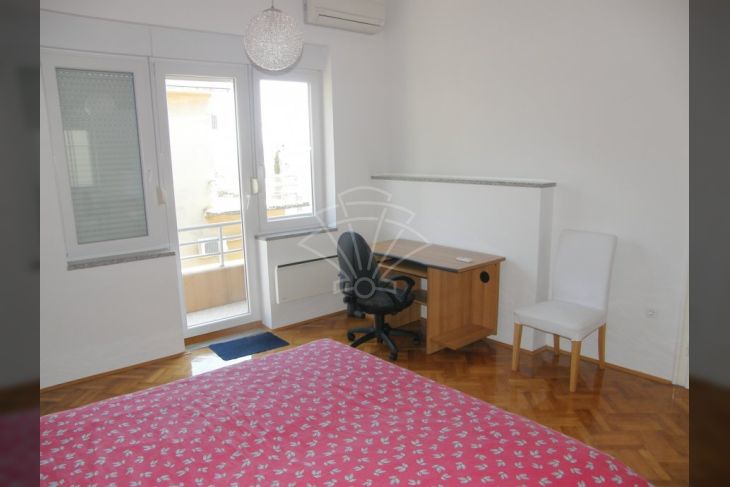 Stan u zgradi, Najam, Rijeka, Istok Stan u zgradi, Najam, Rijeka, Istok