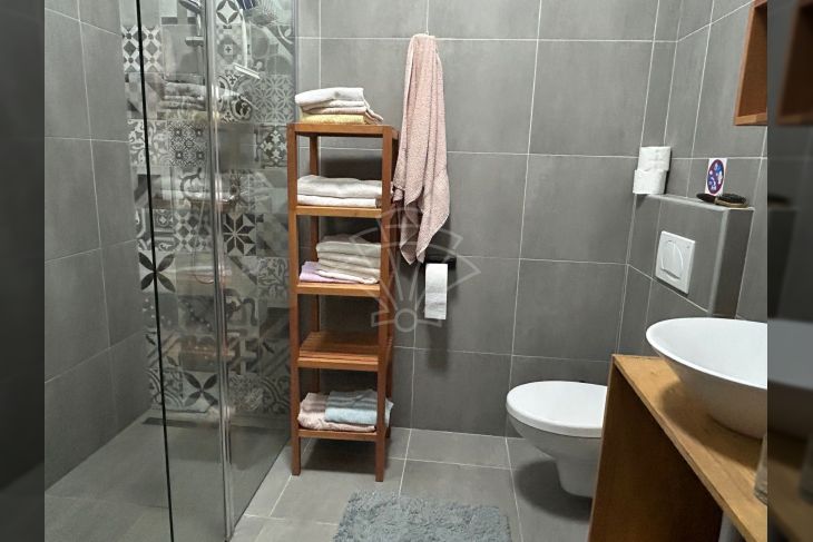 Stan u zgradi, Prodaja, Ližnjan, Valtura
