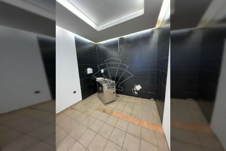 Prodajno-skladišni prostor, Najam, Rijeka, Centar